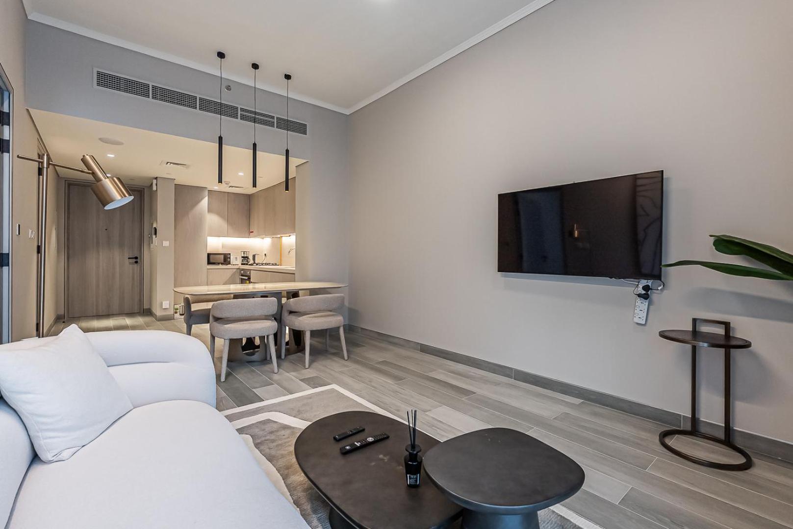 Apartment Luxurious 1 Bdr In Jvc